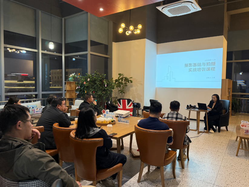 1764225698414998.png 1764225698414998.png